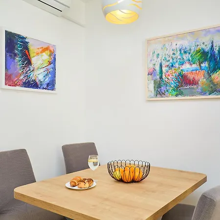 Hedera Estate Hedera A43 Apartman *